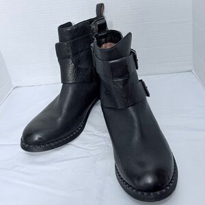 Gentle Souls Moto Kenneth Cole Ankle Bootie Black Pebbled Leather Zipper Buckles